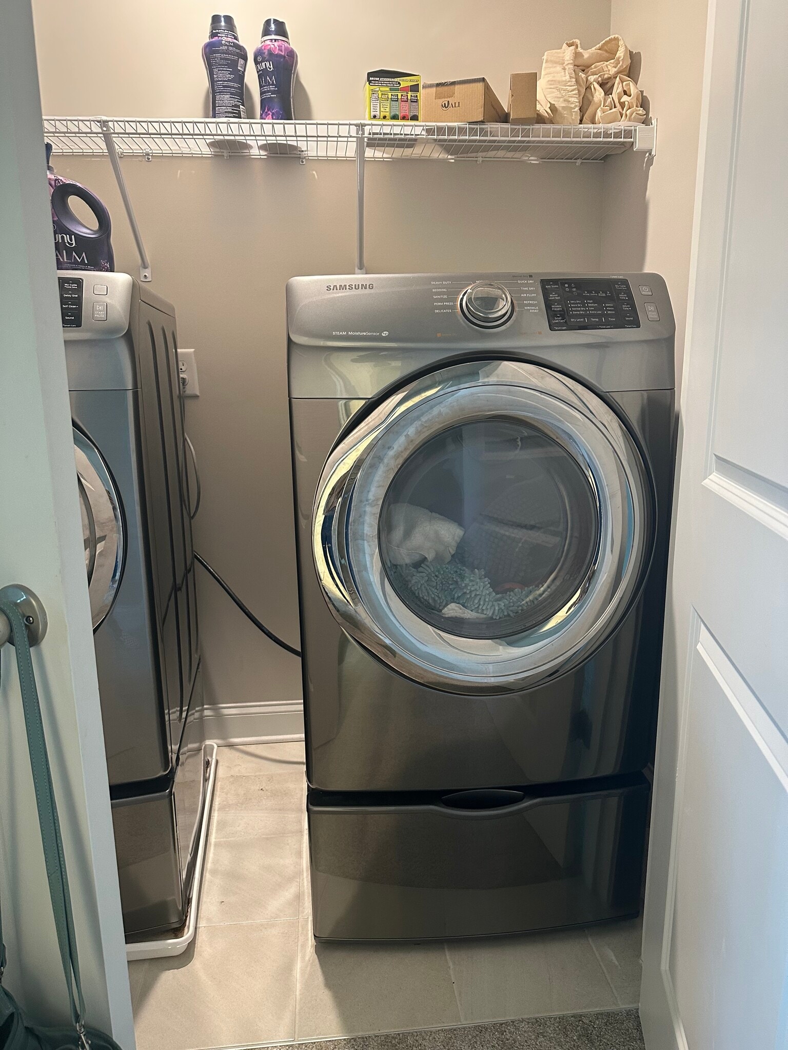 Building Photo - 805 Mackay Crk