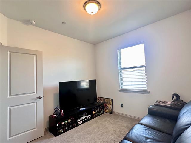 Building Photo - 3700 Lantern Ln