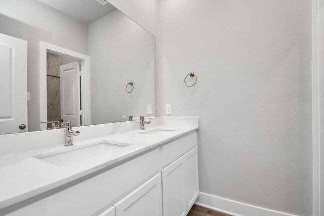 Building Photo - Welcome to the Elm — Single-Level Charm, Modern Style.