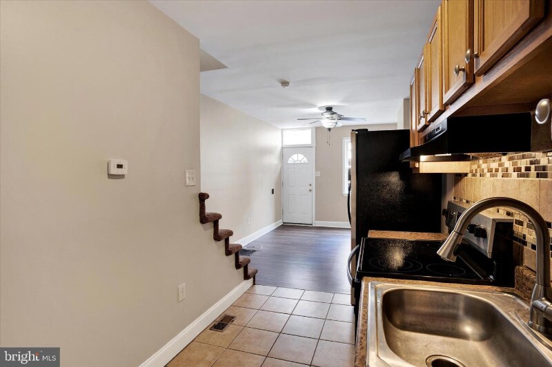 Building Photo - 2010 E Boston St