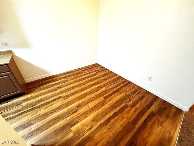 Building Photo - 8250 N Grand Canyon Dr