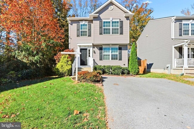 Building Photo - 410 Thelma Rd