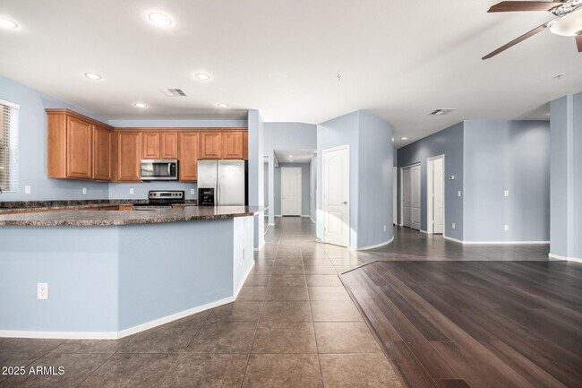 Building Photo - 7842 W Andrea Dr