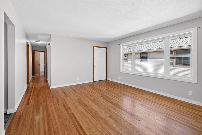 Building Photo - 5844 Washburn Ave S