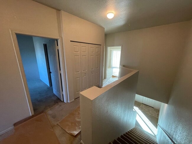 Building Photo - El Dorado Condo Available for RENT