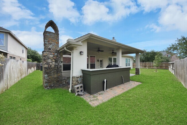 Building Photo - 18403 Sierra Falls Ct