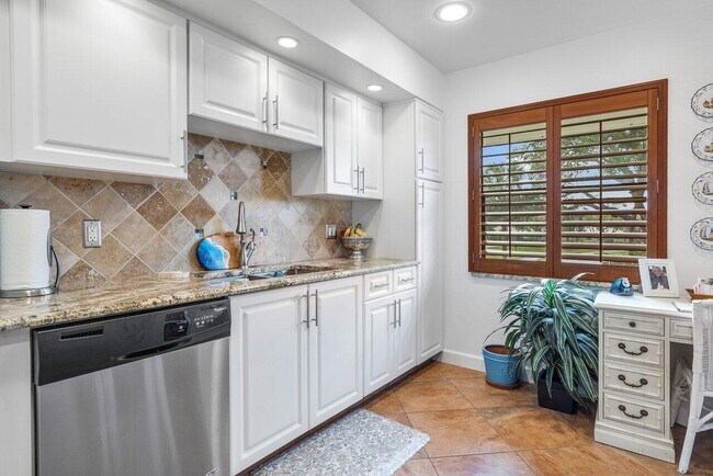 Building Photo - 3651 N Quail Ridge Dr