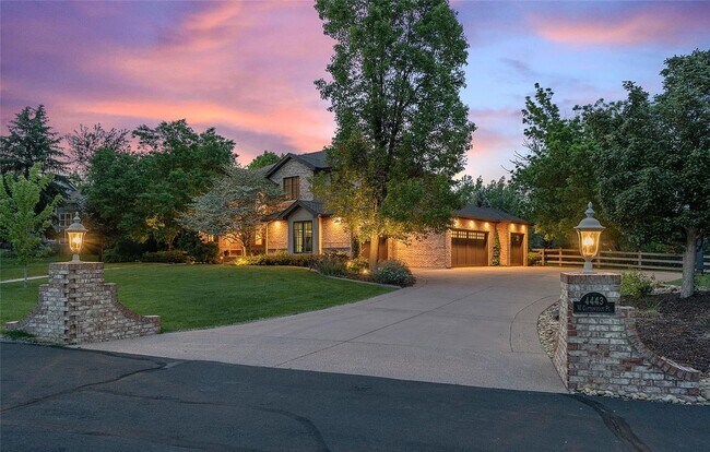 Building Photo - 4443L W Cottonwood Pl