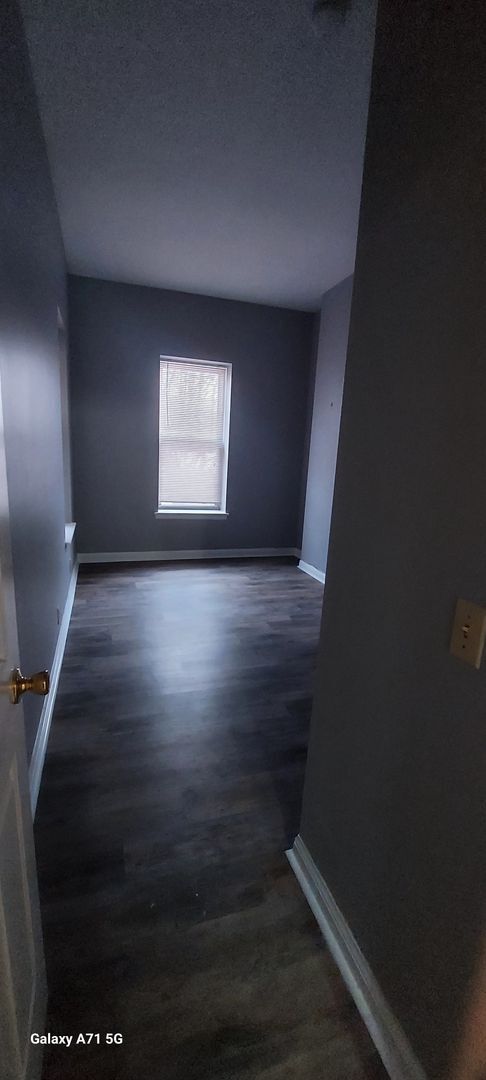 Building Photo - 10th Street Apartments