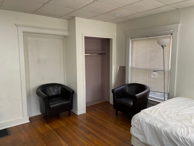 Bedroom 2 DS - 8 Park Pl