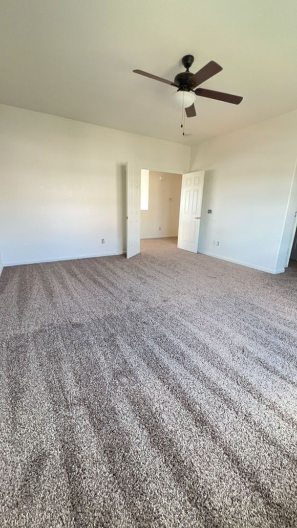 Building Photo - 1321 Jenner Dr