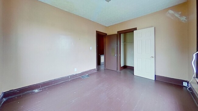 Building Photo - 798 E Whittier St