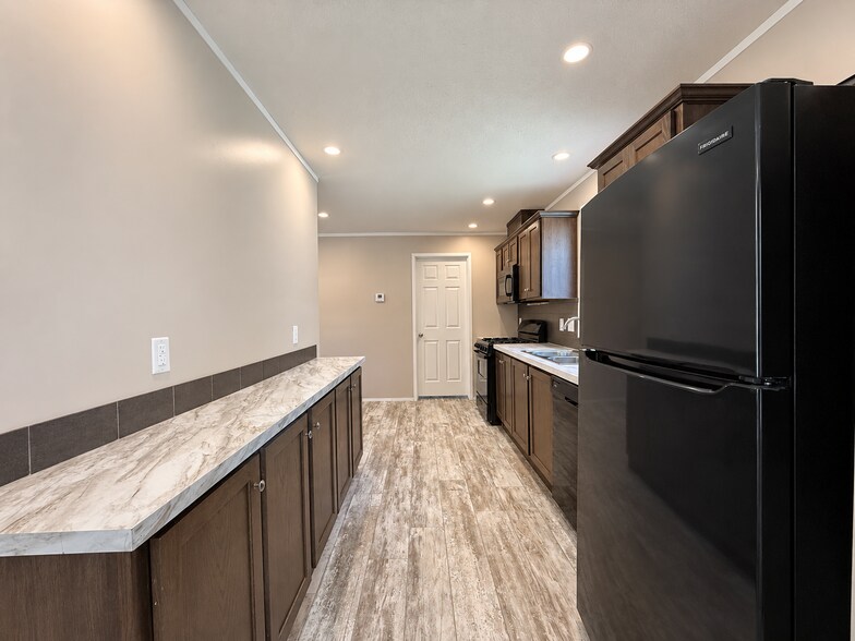 Building Photo - 11835 Cascade Cir