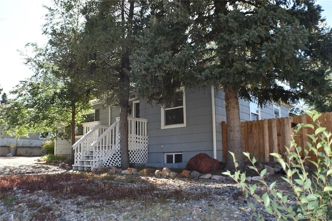 Primary Photo - 1134 N Foote Ave