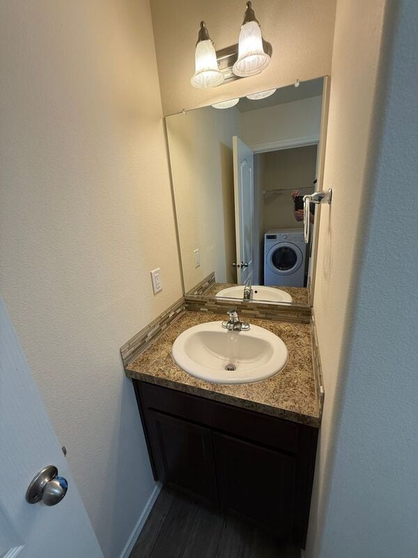 Building Photo - 4437 Creel Ave