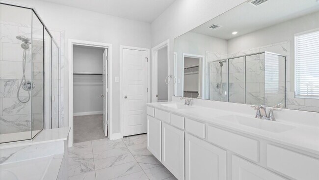 Building Photo - Beautifully upgraded home located in the heart of Stone Oak, one of San Antonio’s most sought-aft...