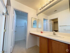 Building Photo - 605 Sonoran Heights Ave