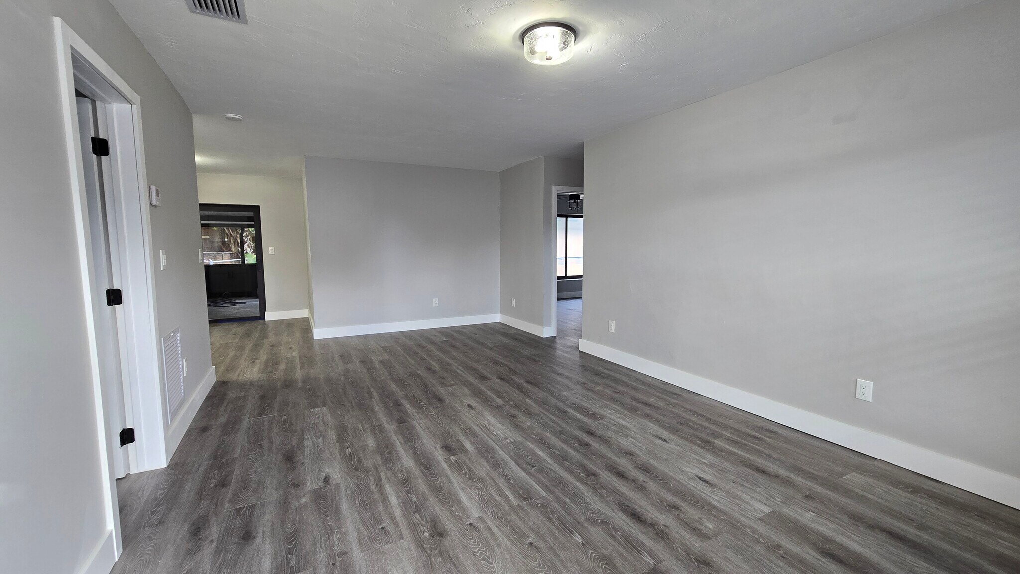 Building Photo - 19438 NW 28th Pl