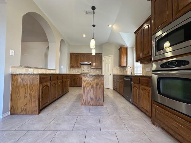 Building Photo - 1128 Coolidge St