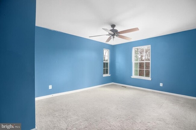 Building Photo - 71 Bismark Dr