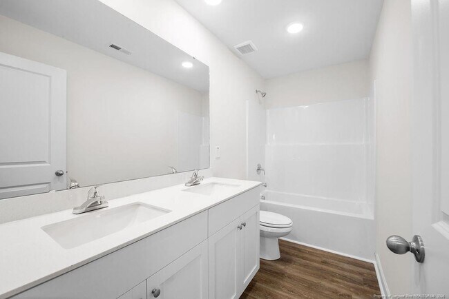 Building Photo - 544 Ashley Hts Dr