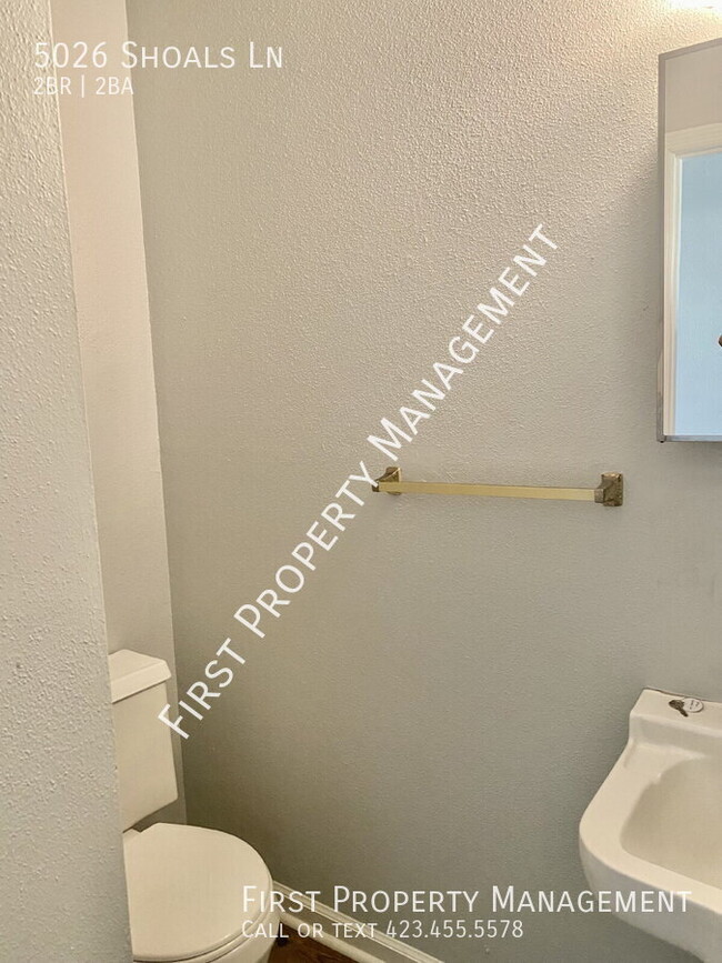 Building Photo - 5026 Shoals Ln