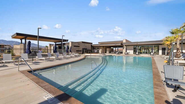 Building Photo - Extra Space, Extra Comfort! 5 Bedroom Home With Bonus Den in Long Valley!