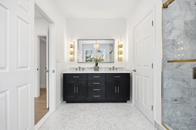 Building Photo - 2 Wynmor Rd