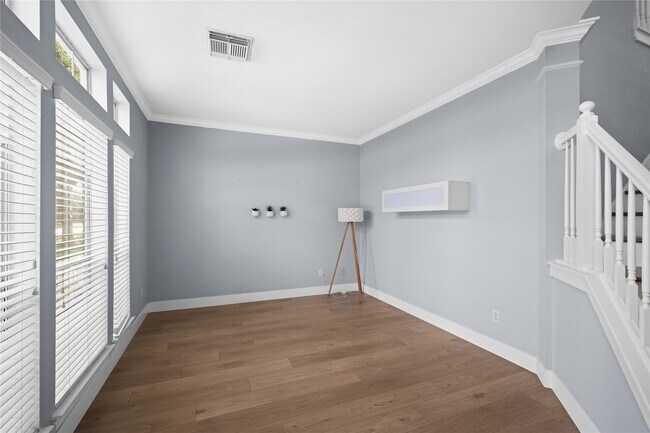 Building Photo - 3006 Brooks Ct