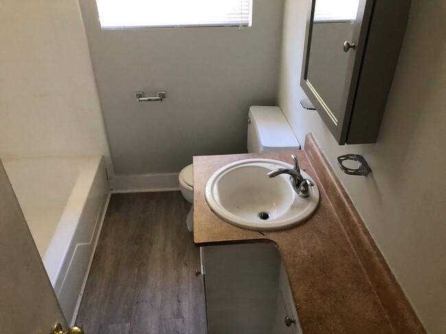 Building Photo - 2723 Glenn Hills Ct