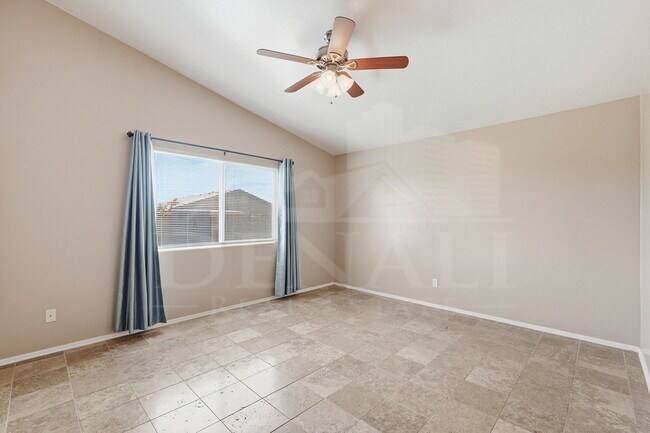 Building Photo - 2339 W Dillon Rd