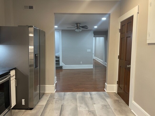 Building Photo - 31-33 E. Blake Ave.