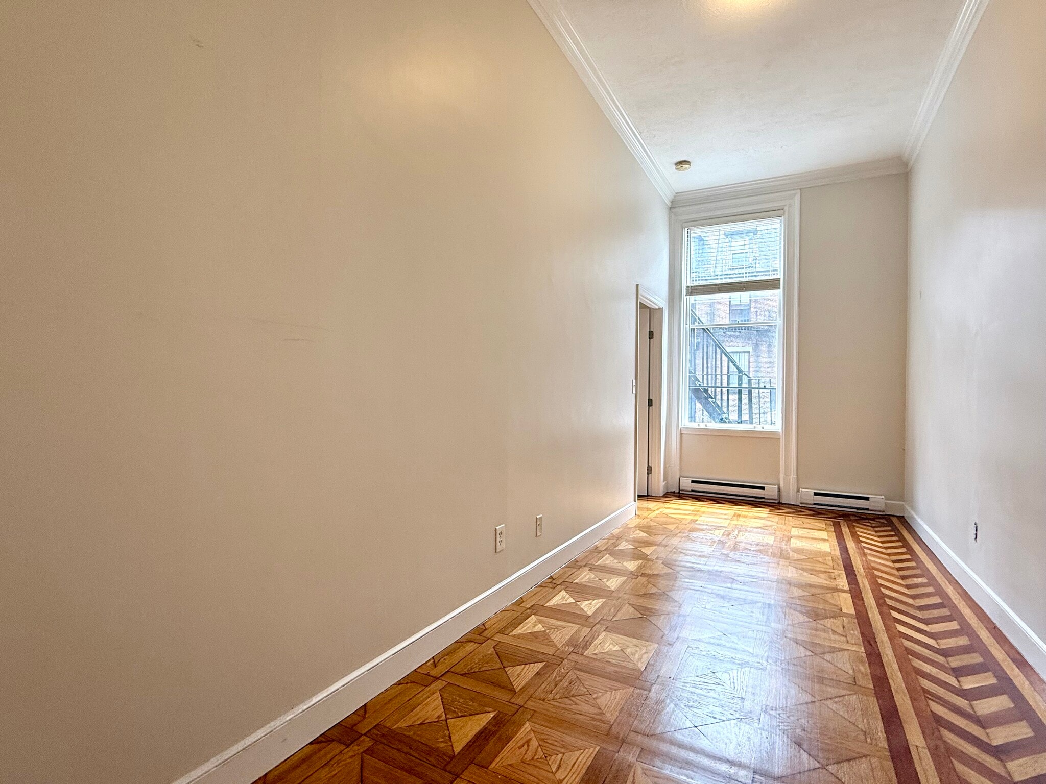 Building Photo - 181 Beacon St