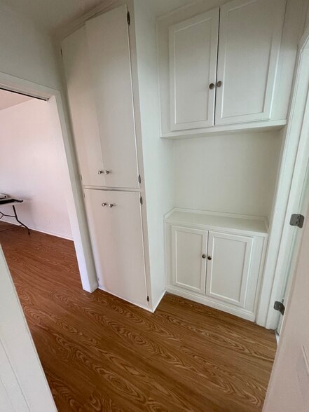 Hallway - 8437 Blackburn Ave