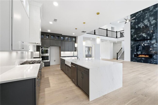 Building Photo - 7370 Cornflower Ct