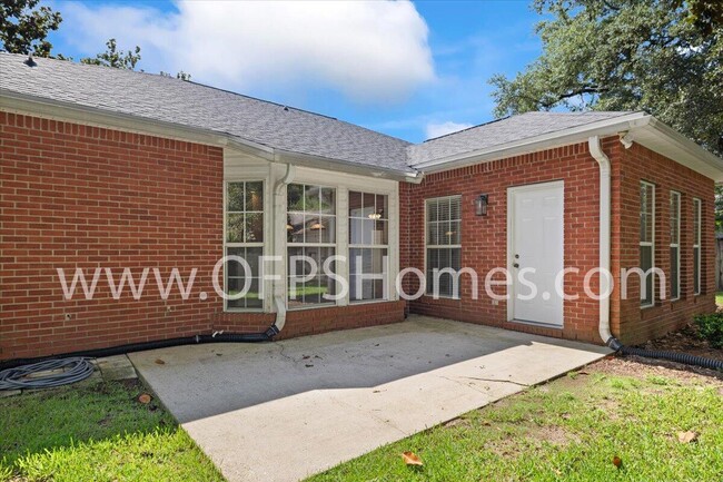 Building Photo - 1714 Evans Ct