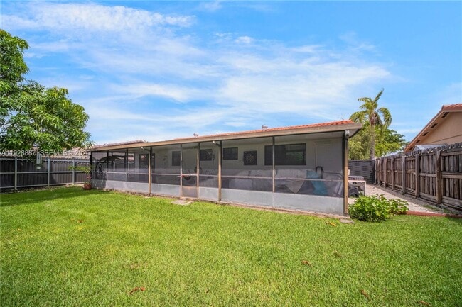 Building Photo - 10350 SW 4th St