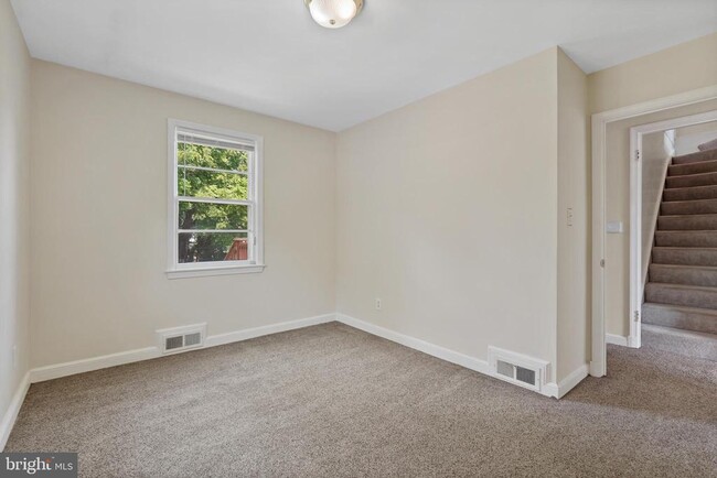 Building Photo - 4145 6th St S