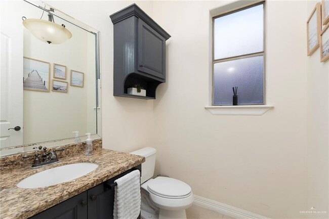 Building Photo - 25 Ebony Ave