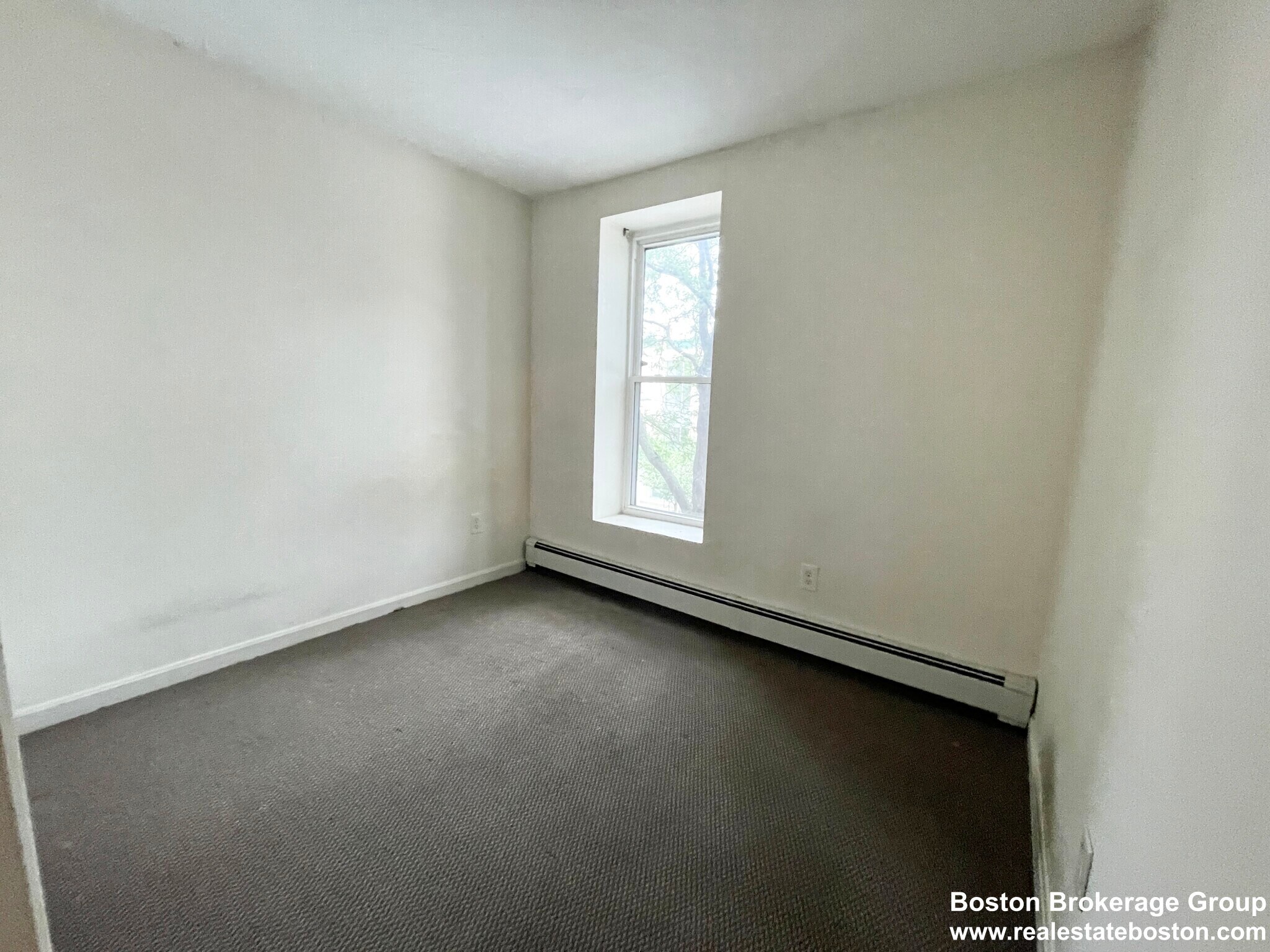 Building Photo - 90 Hammond St