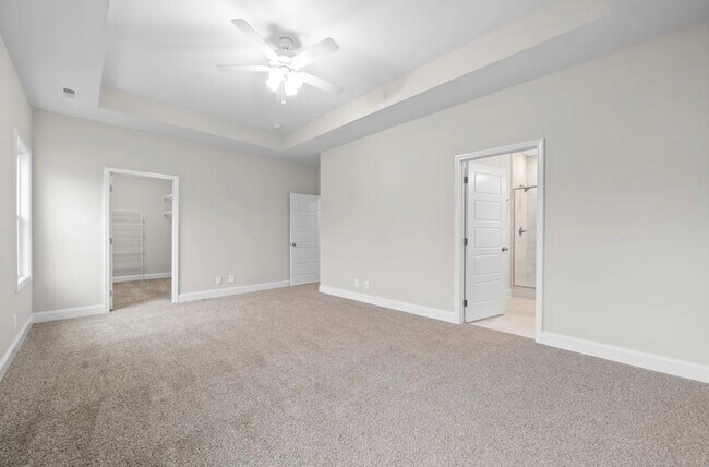 Building Photo - 2417 Bucklin Dr