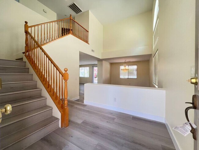 Building Photo - 8480 Garnet Peak Ct