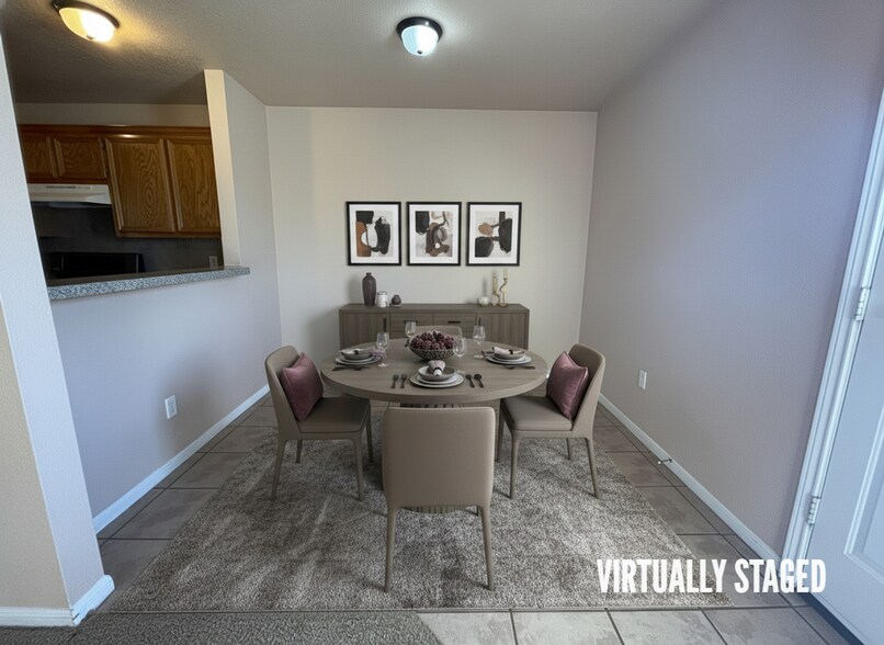 Building Photo - 614 Bermuda St