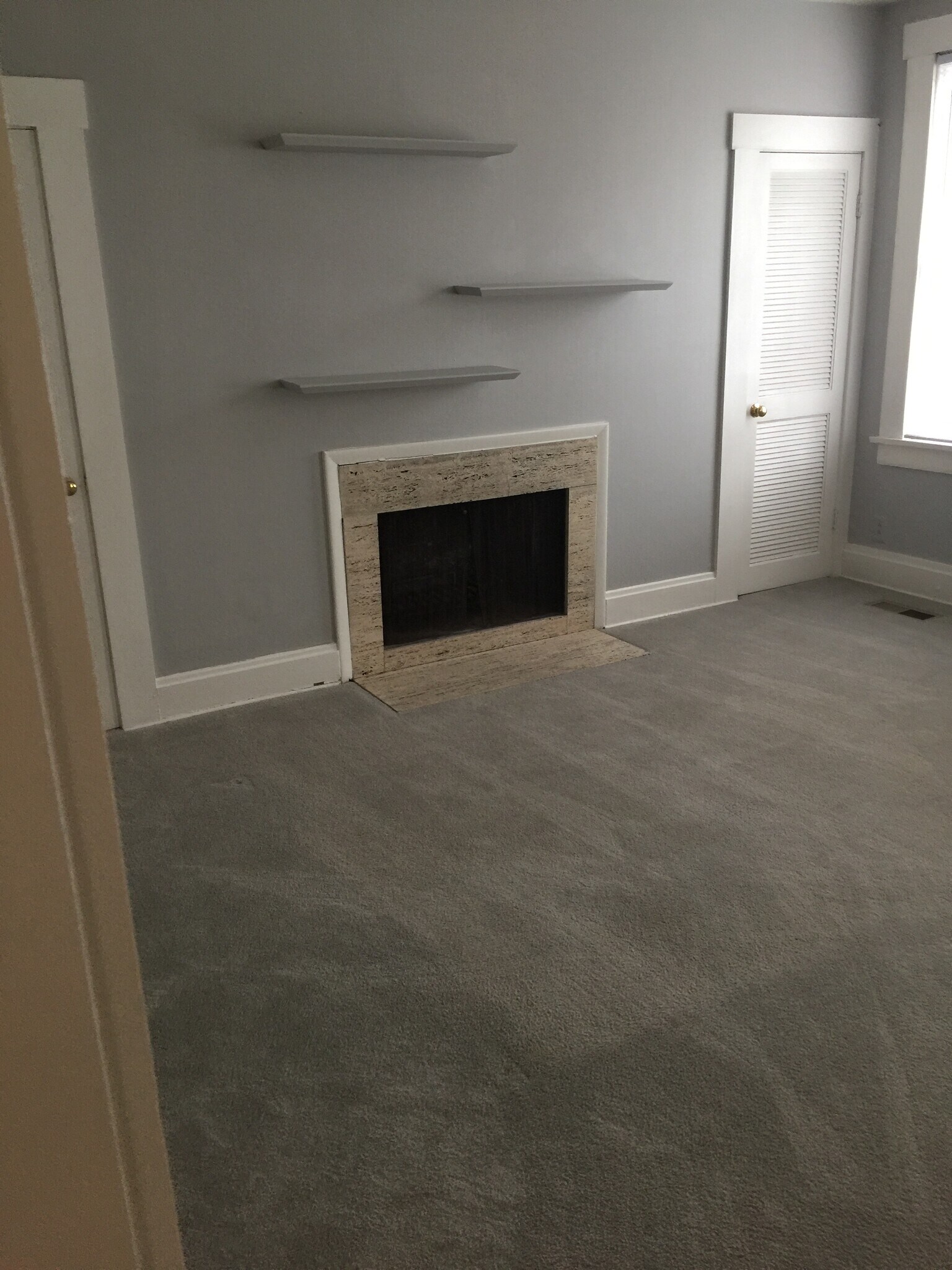 Building Photo - 208 Reinhard Ave