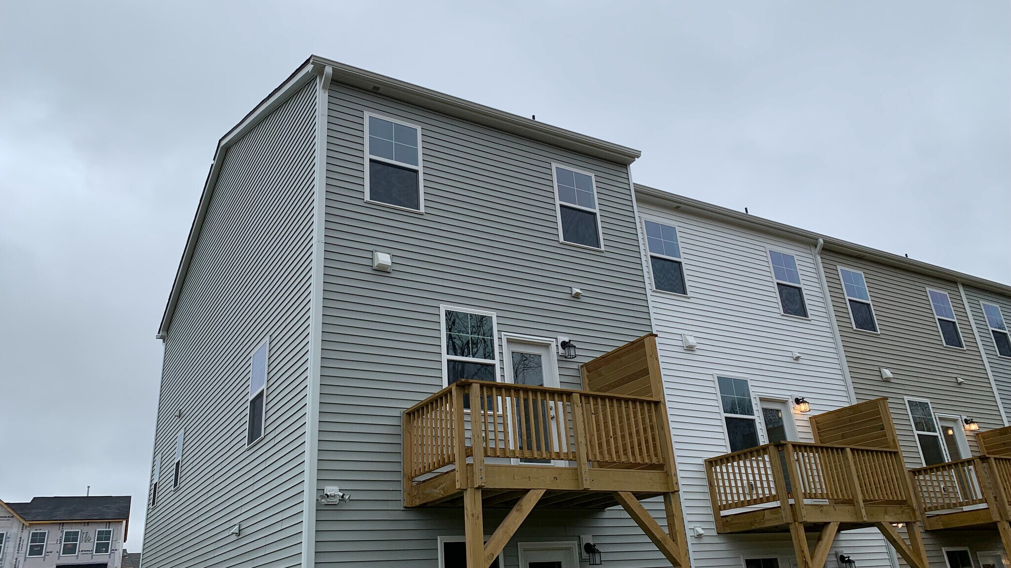 Building Photo - Room in Townhome on Chert Ln