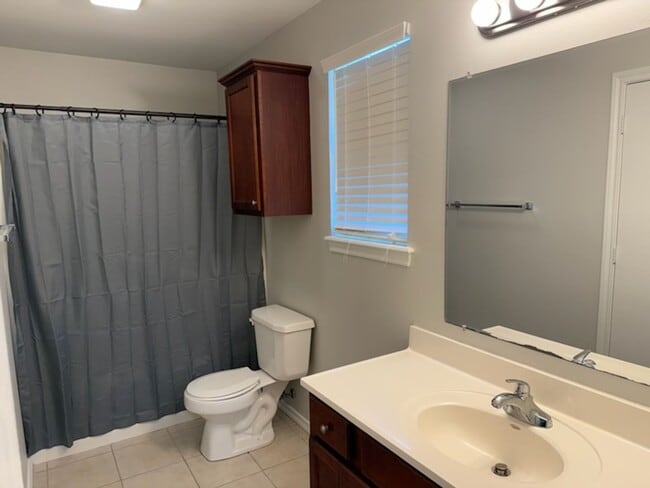 Building Photo - 17060 CR 191