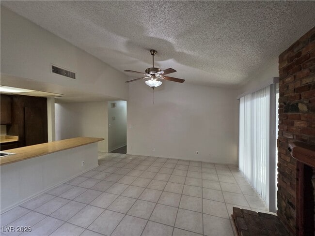 Building Photo - 3214 Anacapa Way