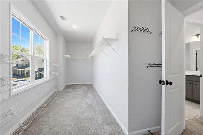 Building Photo - 176 Brant Cir