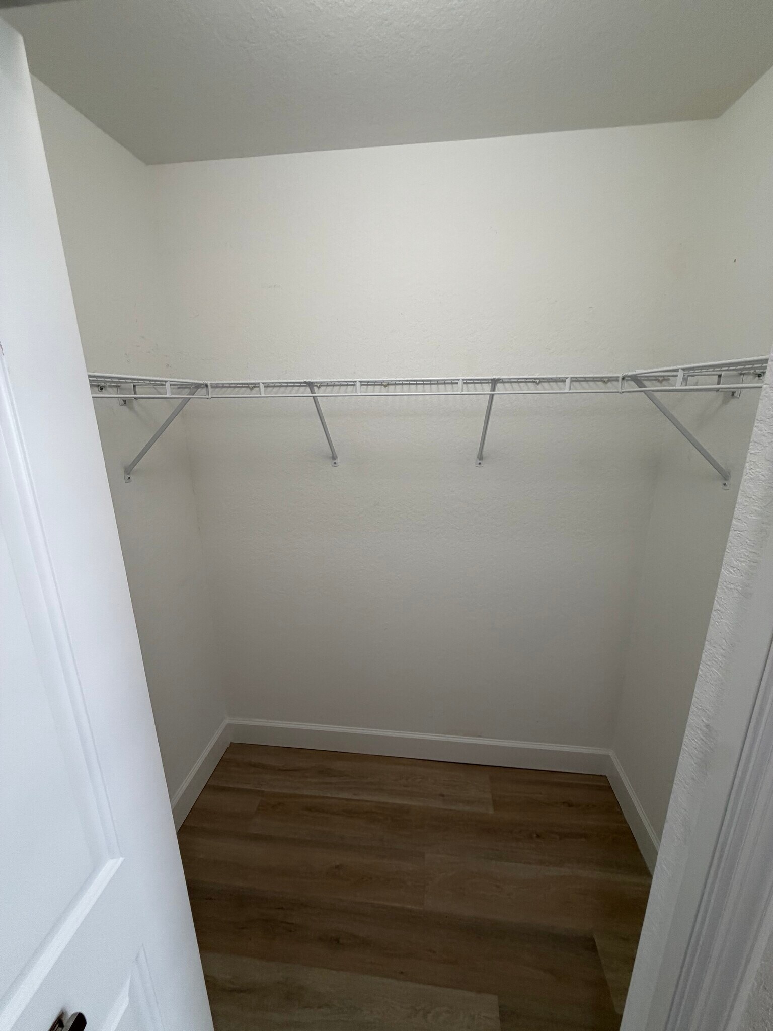 Building Photo - 8550 Kingbird Loop
