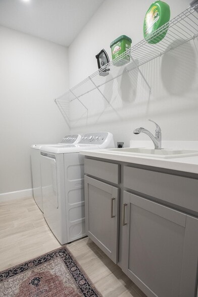 Building Photo - 4749 Tortona Ct